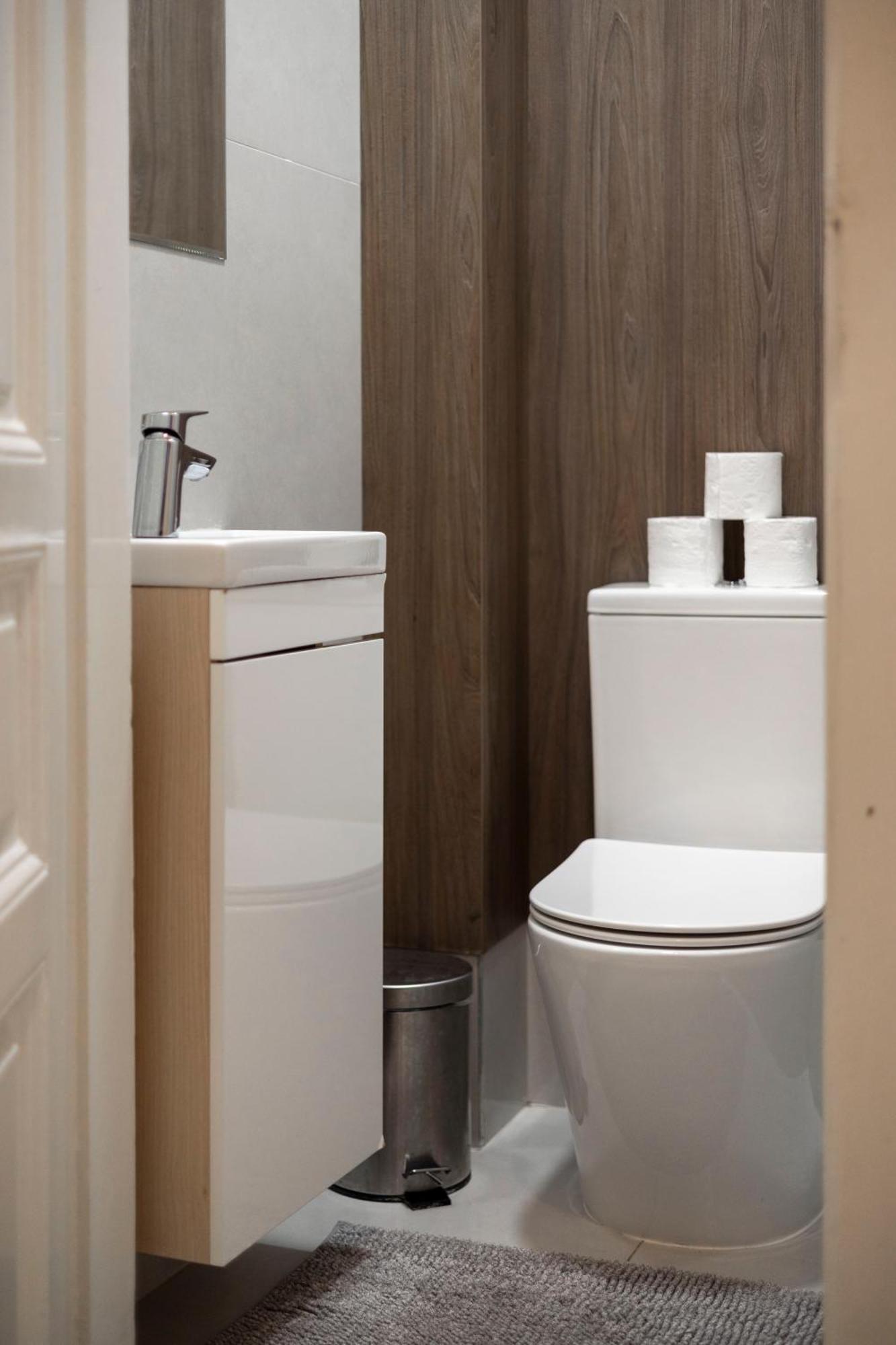 Spacious Cozy Home With 4Bedroom In The Heart Of Bp Budapest Exteriör bild